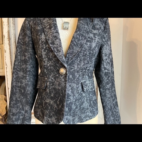 𝅺TWENTY One Large Black and Gray Blue Jean Jacket - Picture 3 of 8